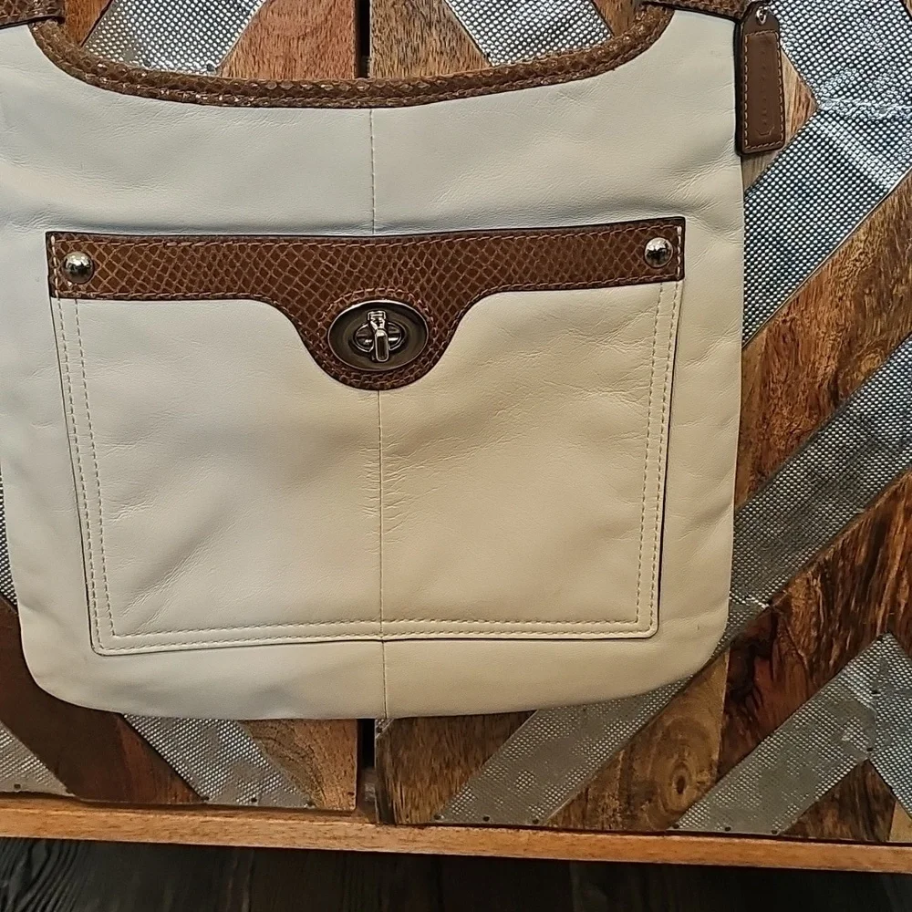 Coach Penelope SNAKE EMBOSSED
